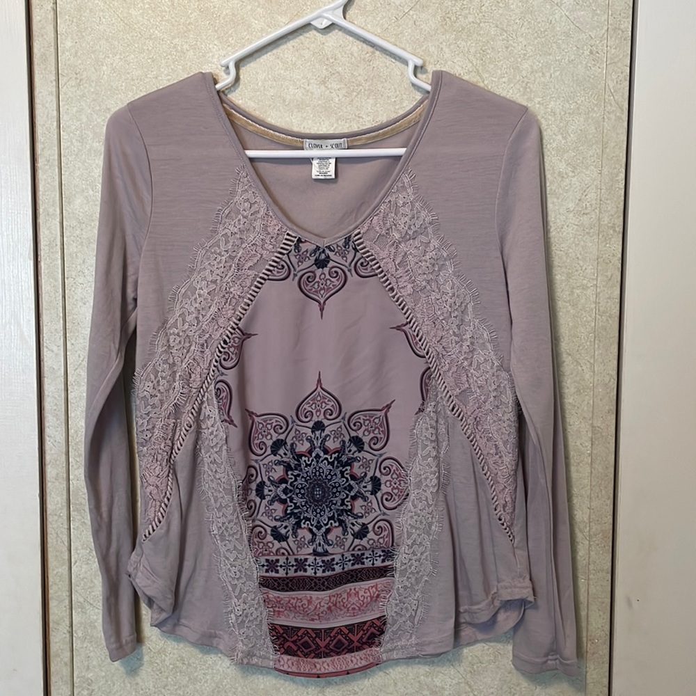 Clover Scout Brand top - Size XS - NWOT